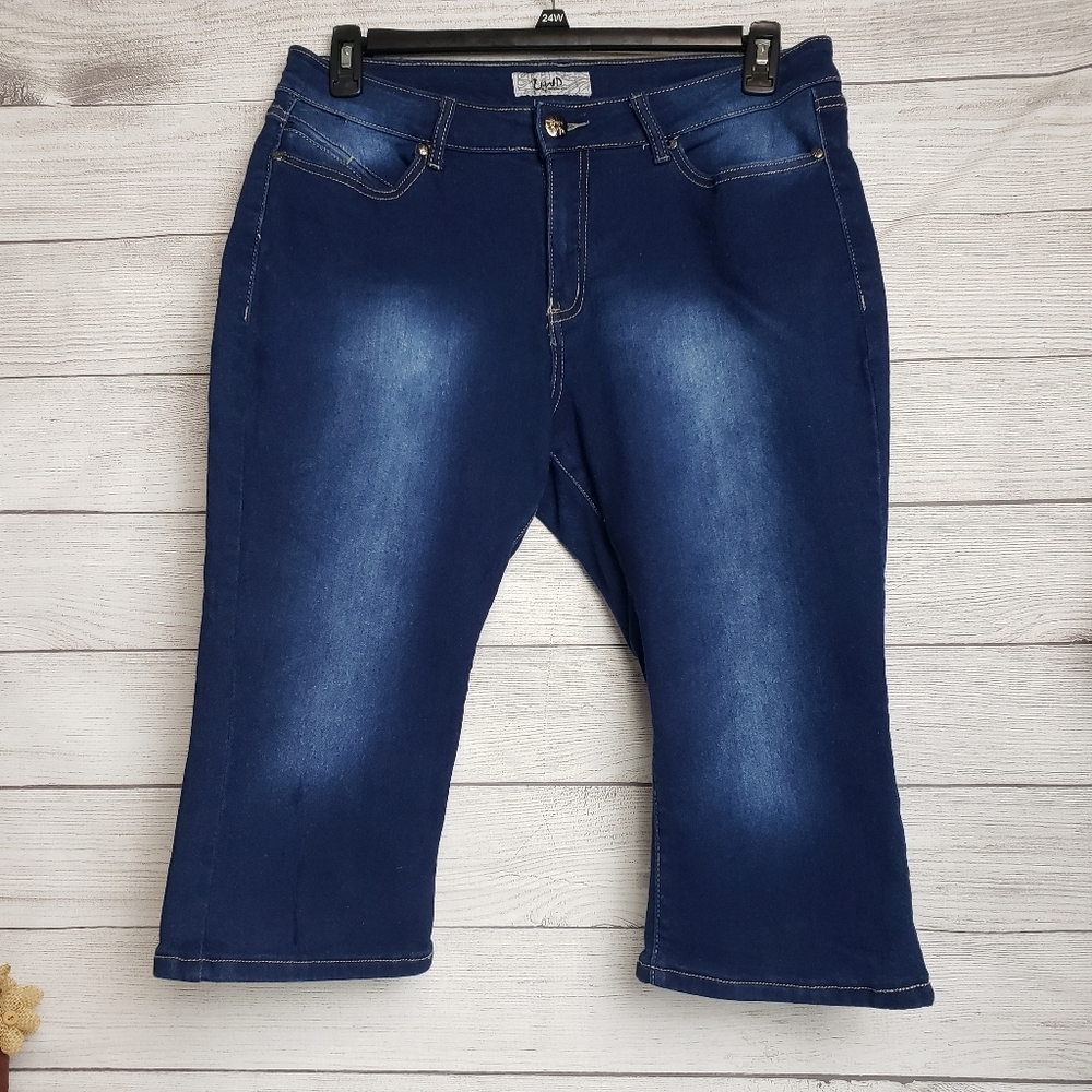 UWD Premium Denim Capri‎ Cropped Solid Color Denim Jeans 17